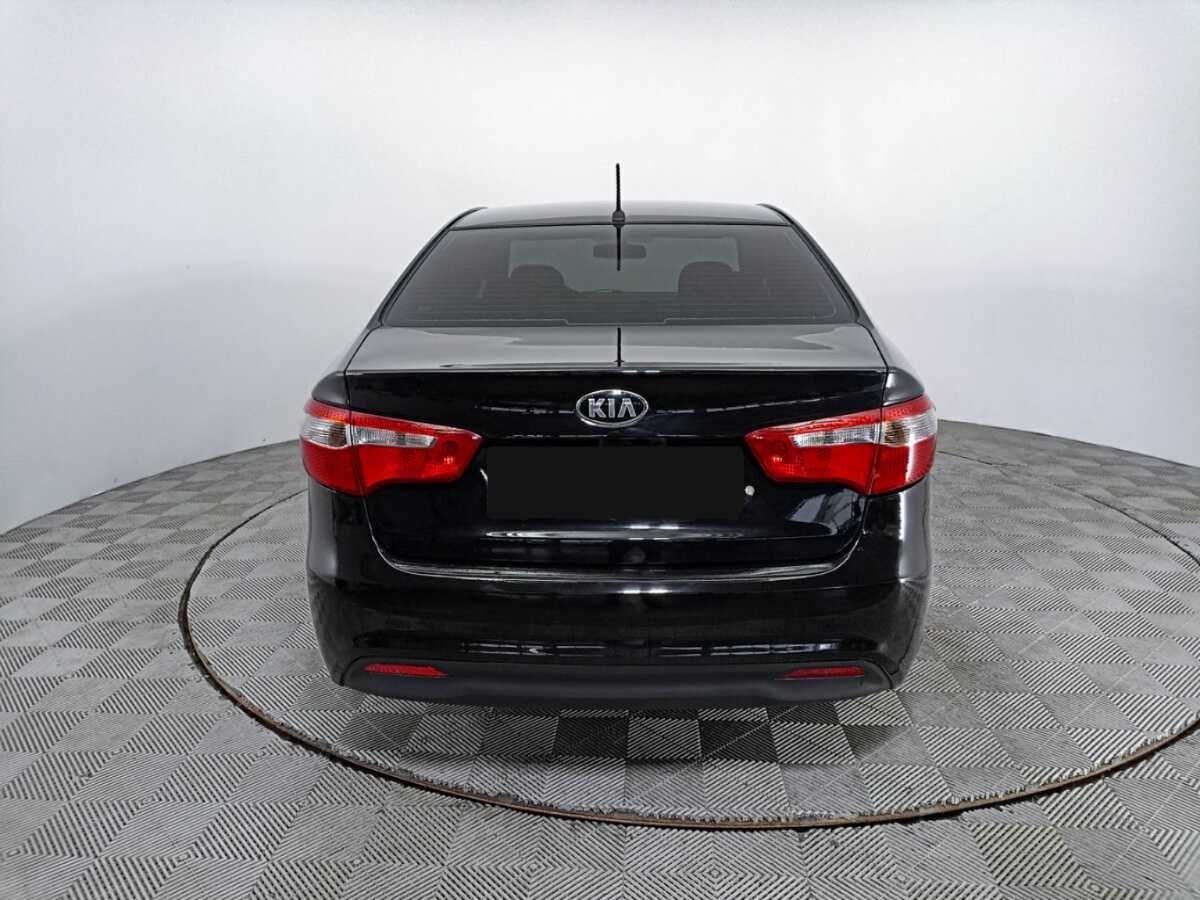 Kia Rio с пробегом — 2014 год. Фото: #5