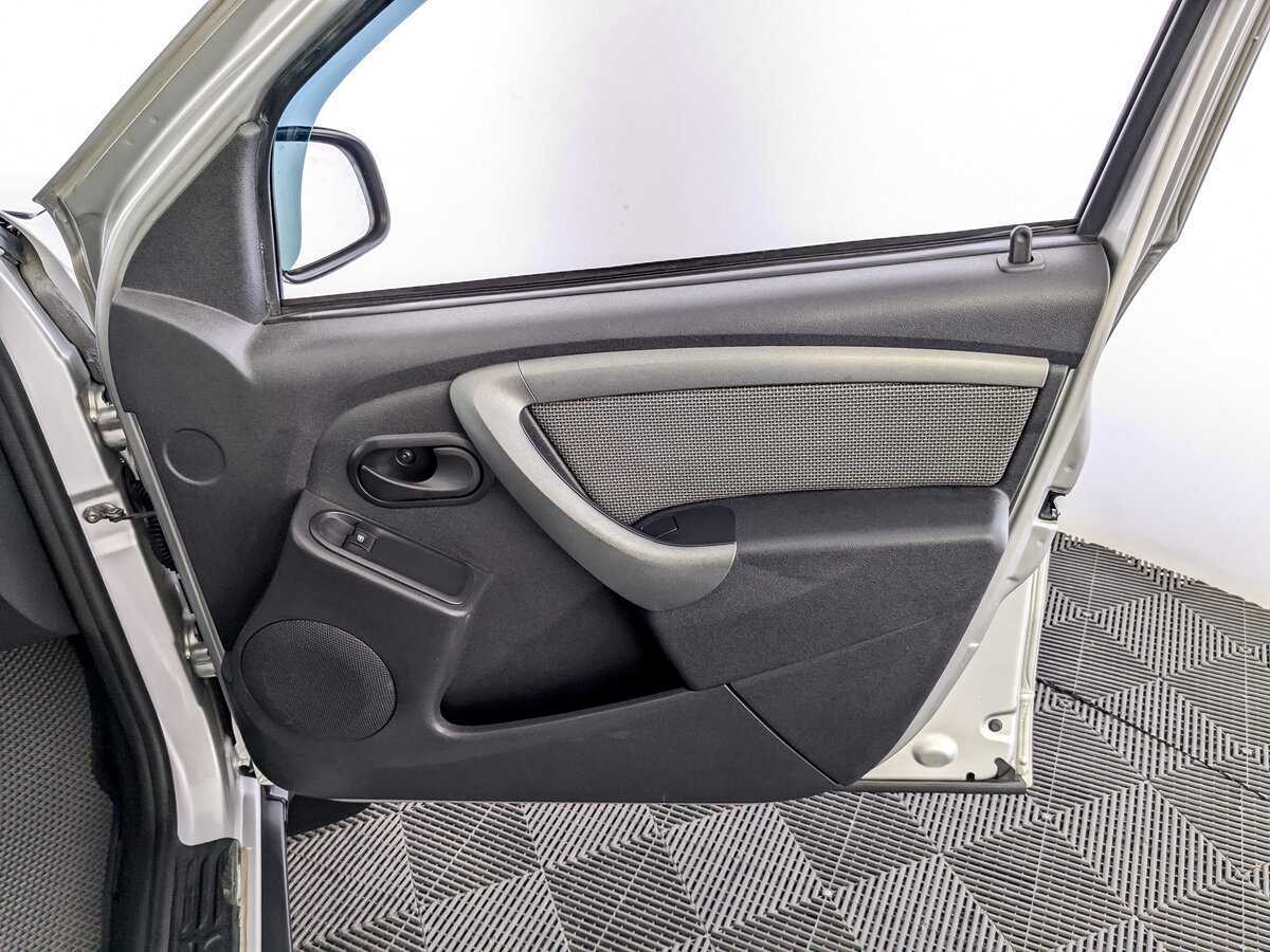 Renault Duster с пробегом — 2017 год. Фото: #19