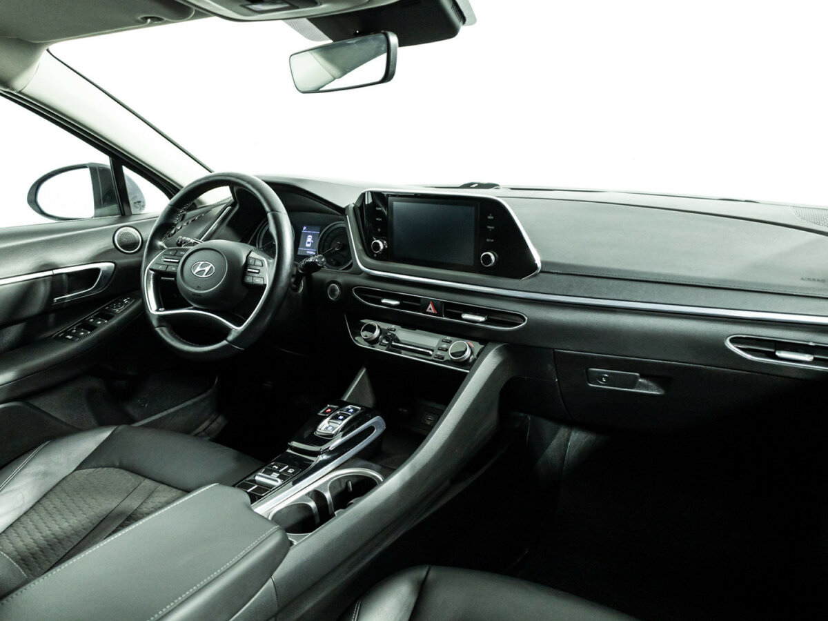 Hyundai Sonata с пробегом — 2020 год. Фото: #8