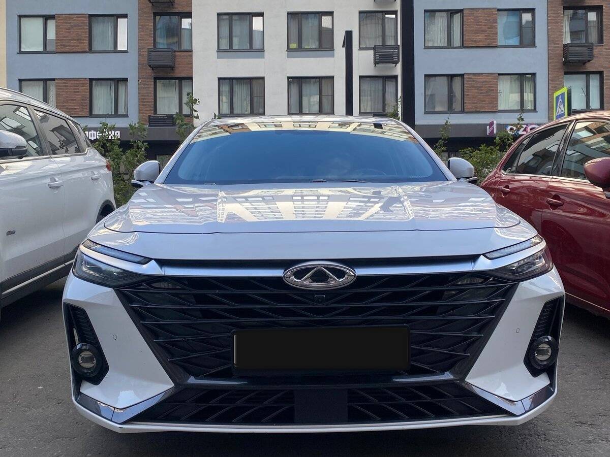 Chery Arrizo 8 с пробегом — 2023 год. Фото: #2