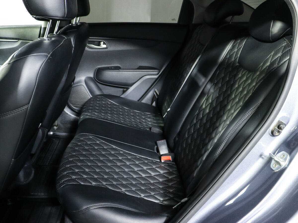 Kia Rio с пробегом — 2019 год. Фото: #7