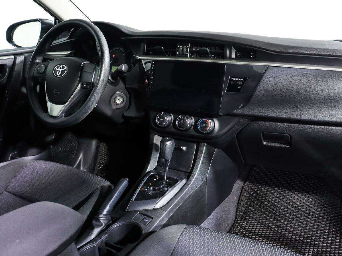 Toyota Corolla с пробегом — 2013 год. Фото: #5