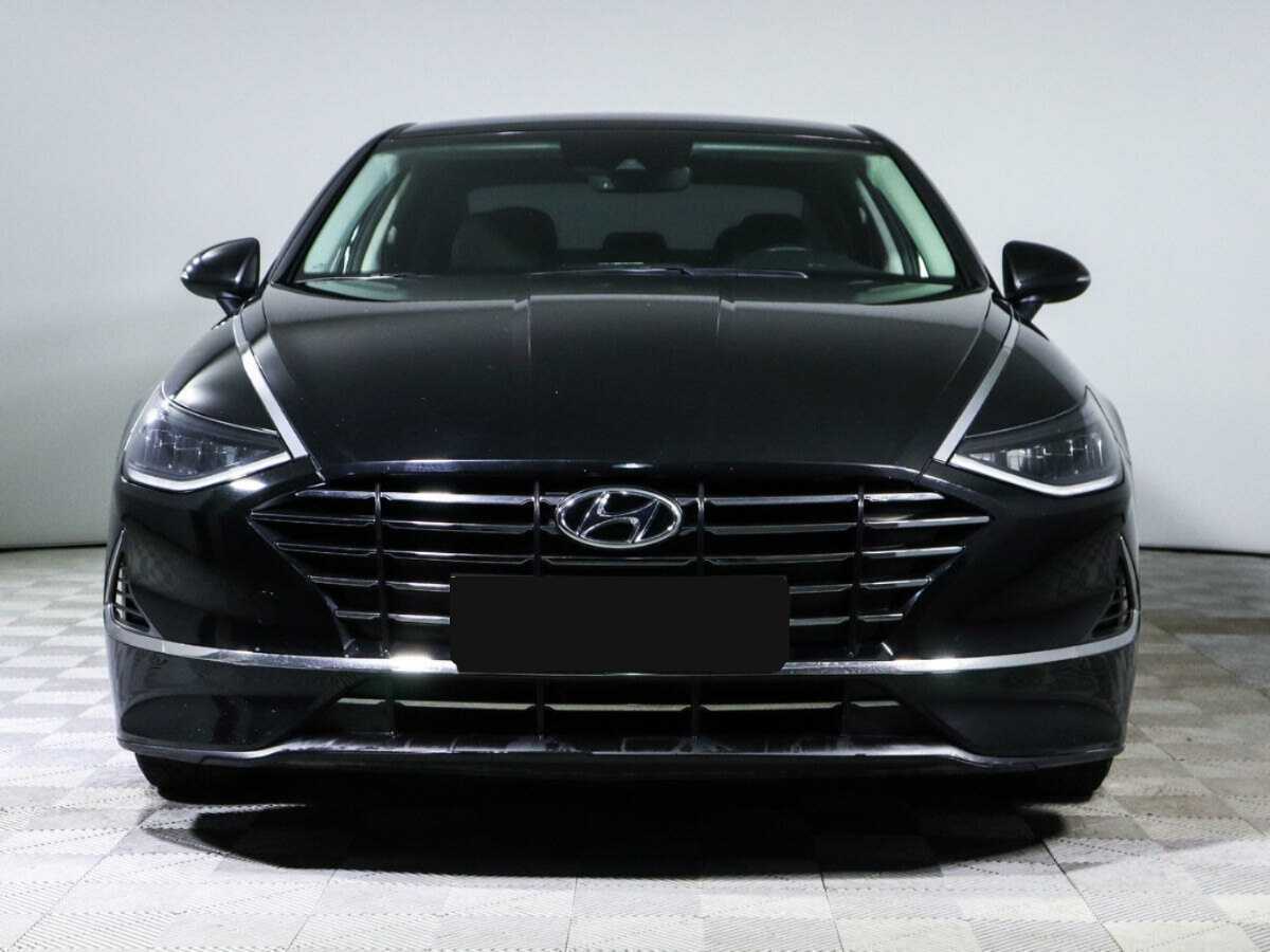 Hyundai Sonata с пробегом — 2020 год. Фото: #1