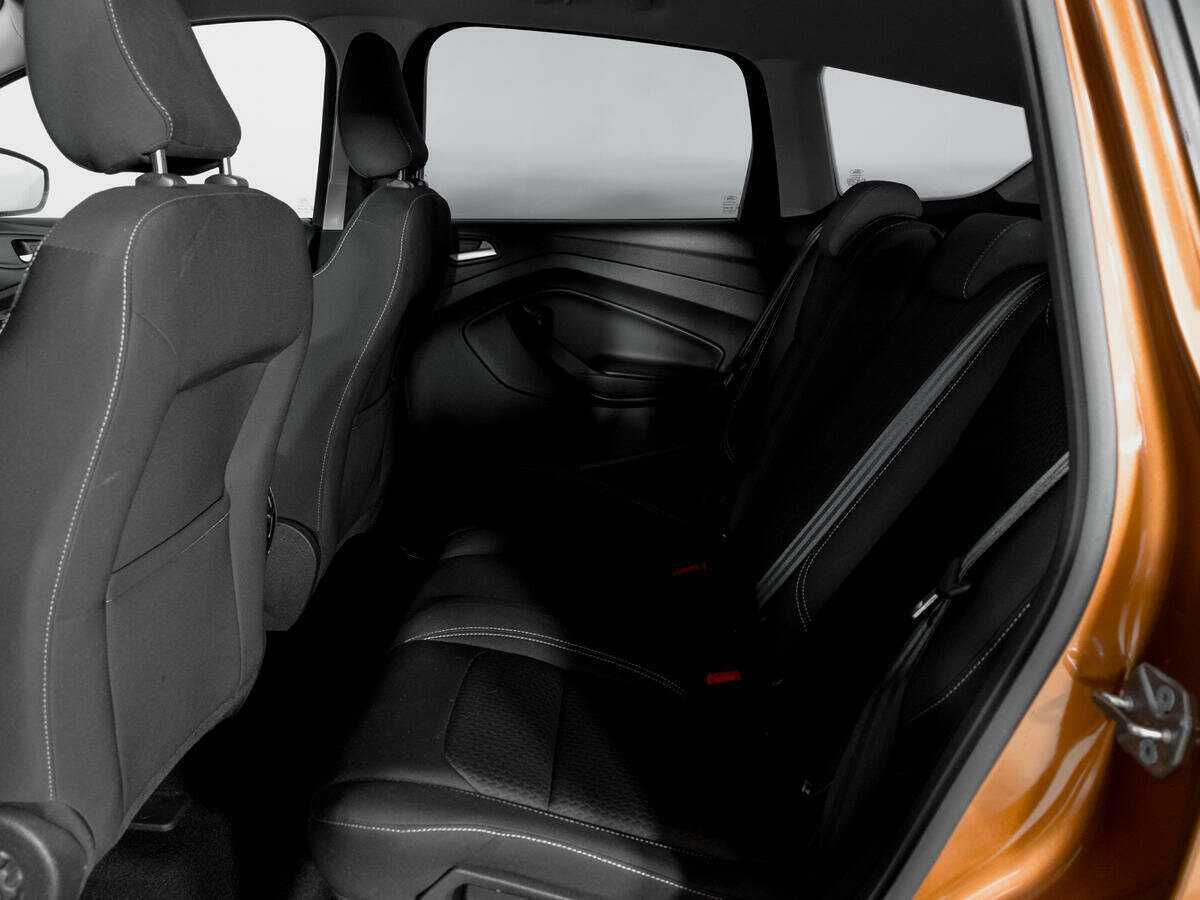 Ford Kuga с пробегом — 2019 год. Фото: #9