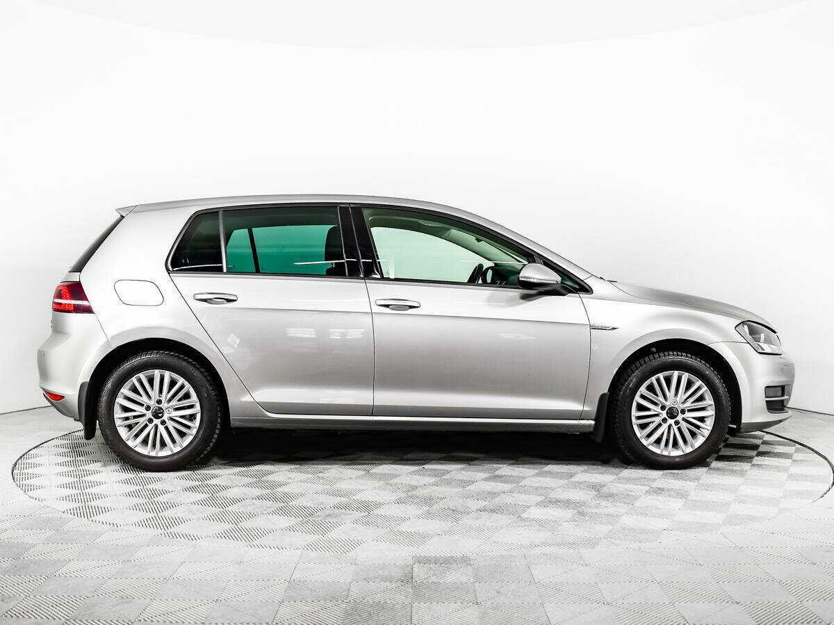 Volkswagen Golf с пробегом — 2014 год. Фото: #3