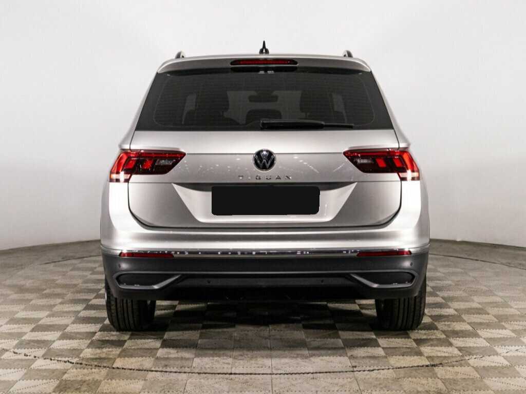 Volkswagen Tiguan с пробегом — 2021 год. Фото: #5