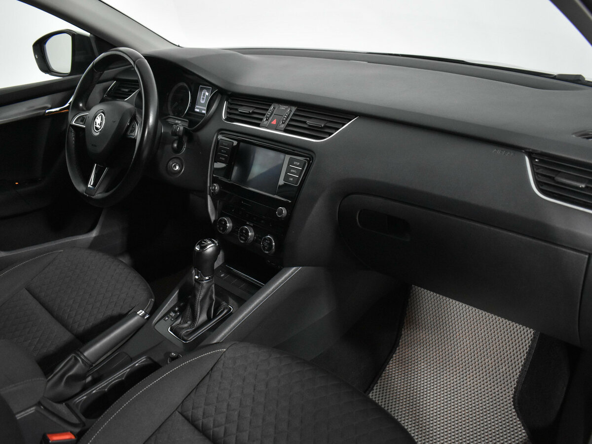 Skoda Octavia с пробегом — 2017 год. Фото: #11