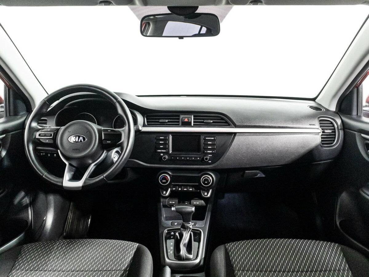 Kia Rio с пробегом — 2018 год. Фото: #12
