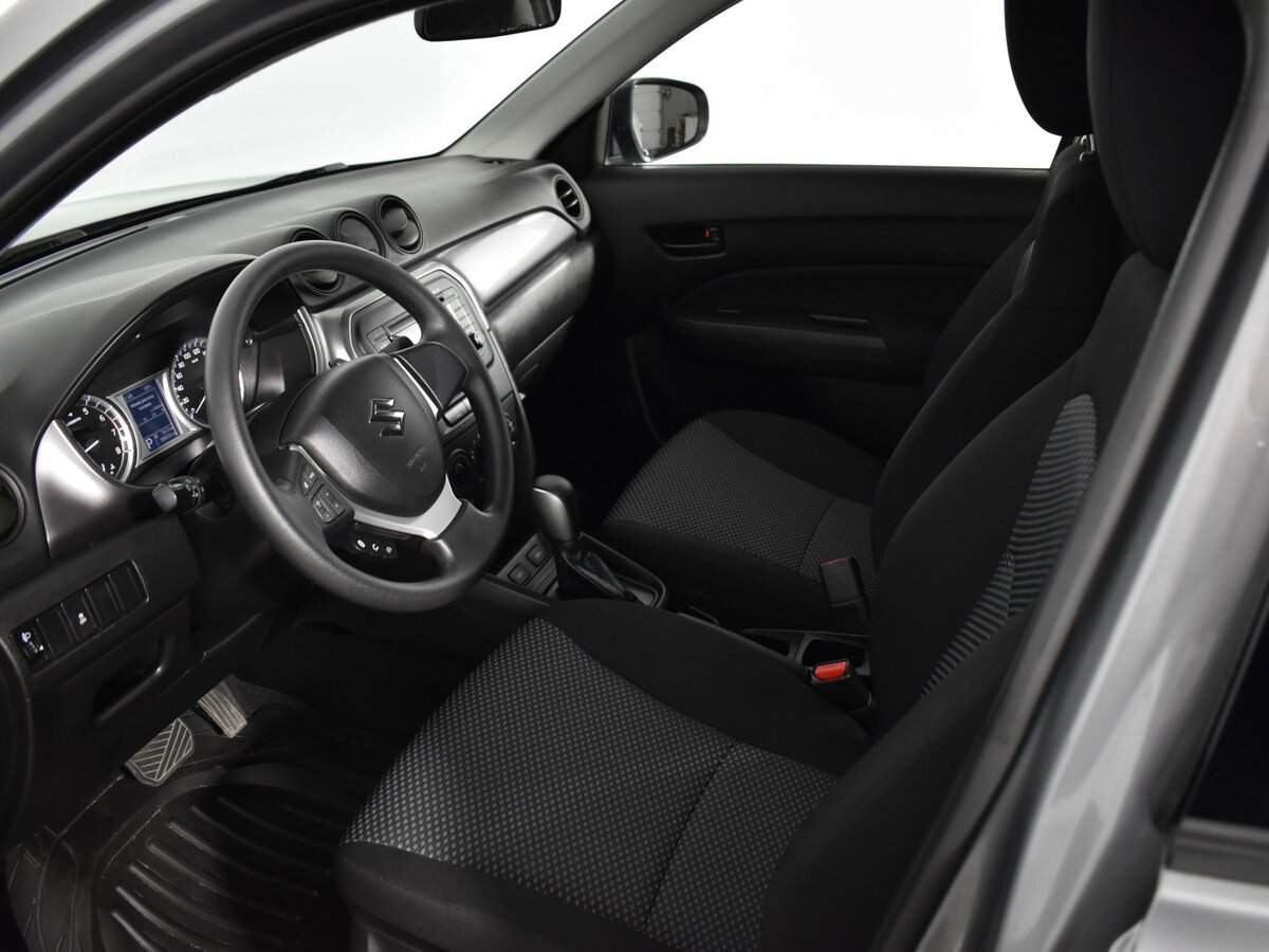 Suzuki Vitara с пробегом — 2019 год. Фото: #9