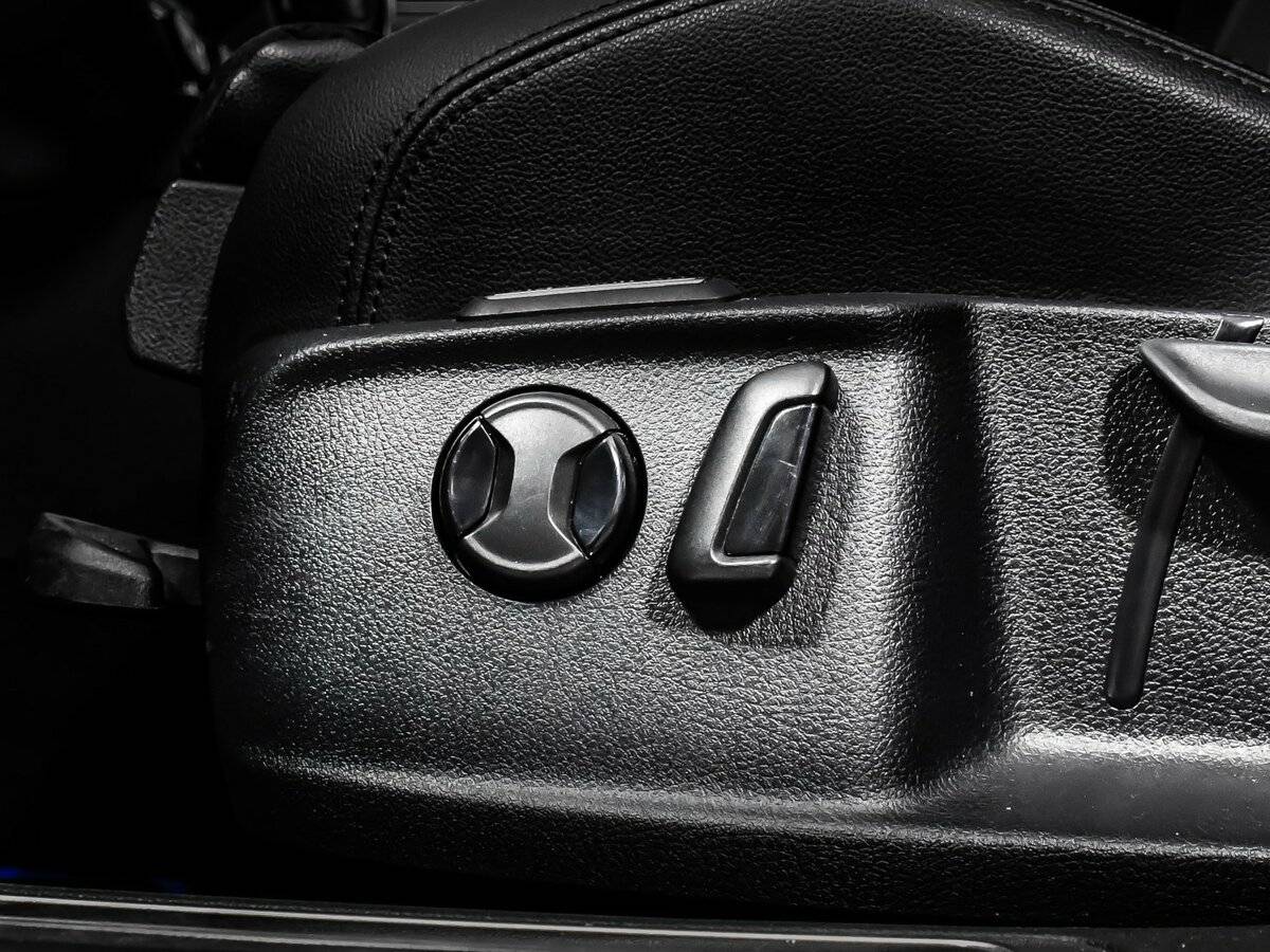 Volkswagen Passat с пробегом — 2018 год. Фото: #14