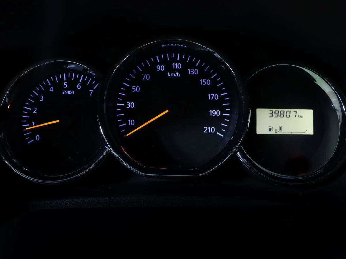 Renault Logan с пробегом — 2020 год. Фото: #10