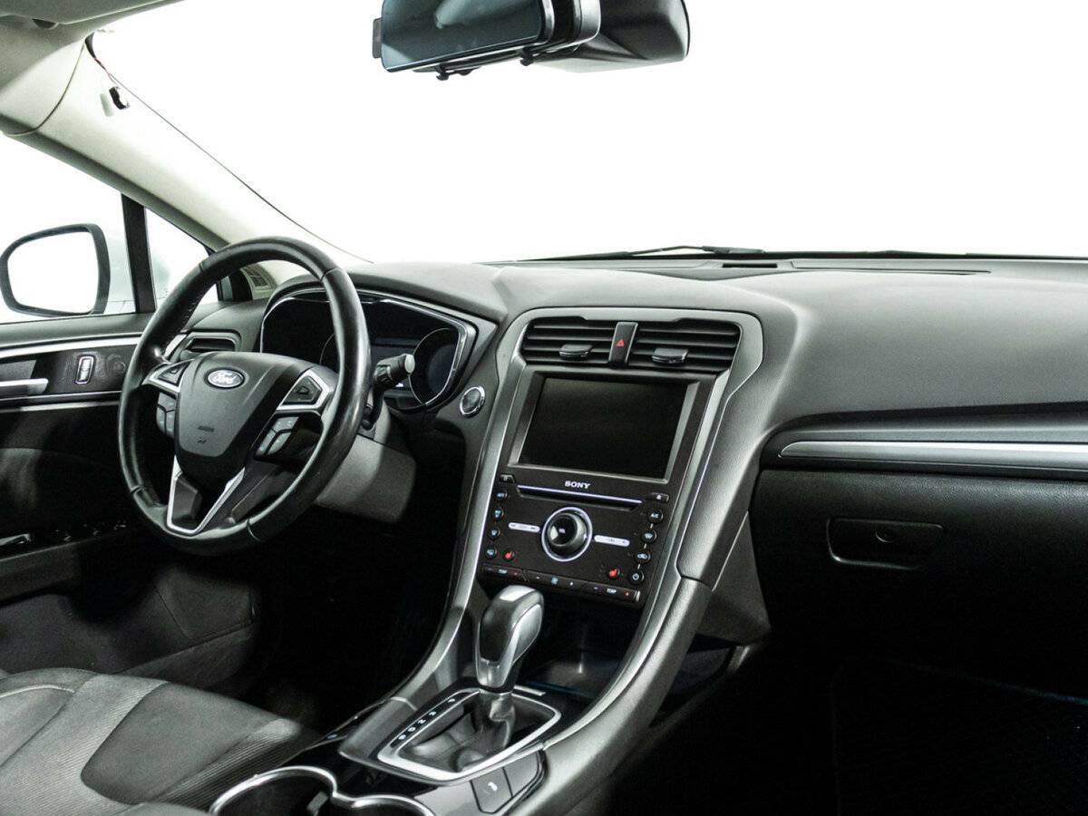 Ford Mondeo с пробегом — 2015 год. Фото: #8