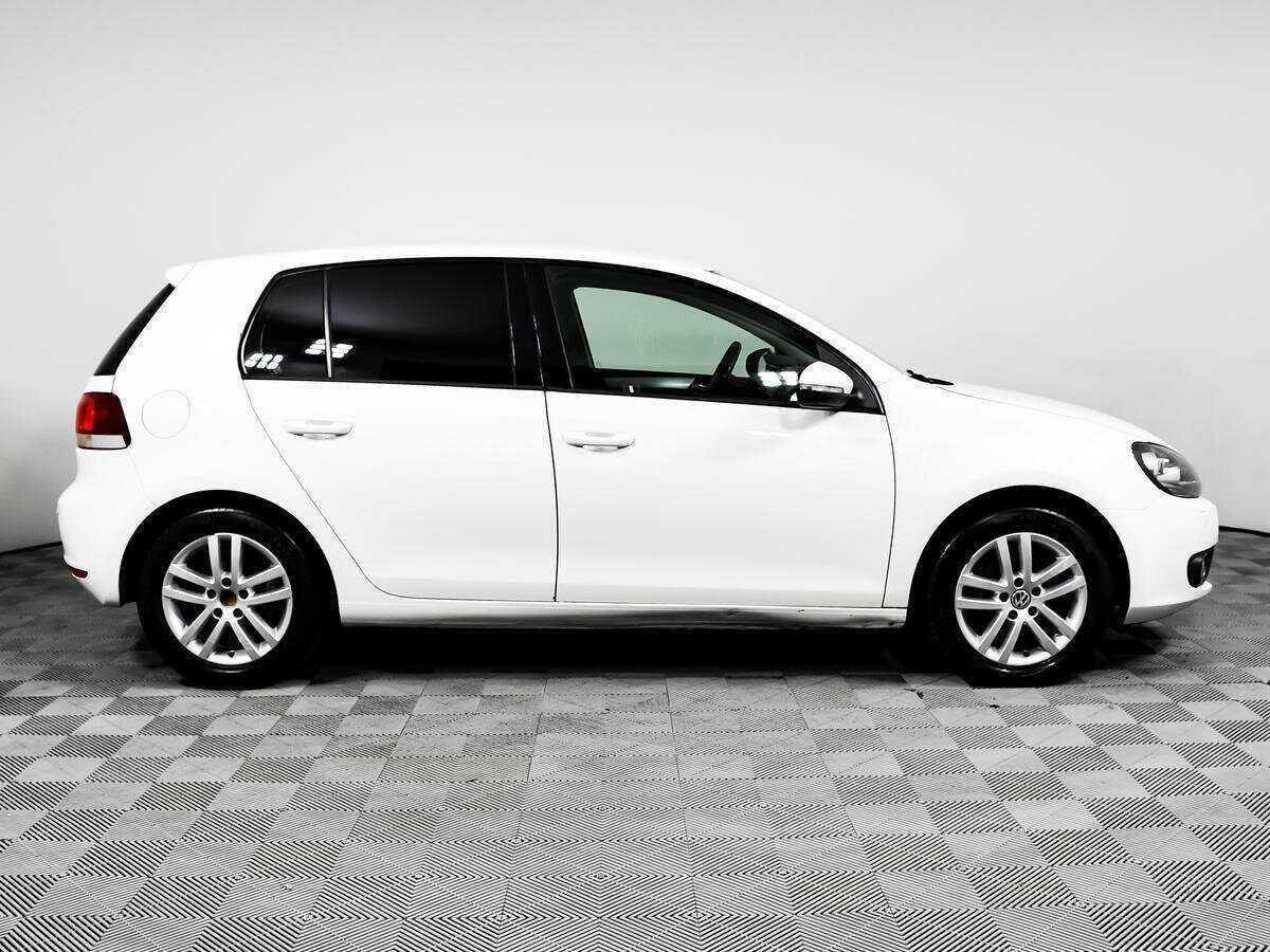 Volkswagen Golf с пробегом — 2012 год. Фото: #3