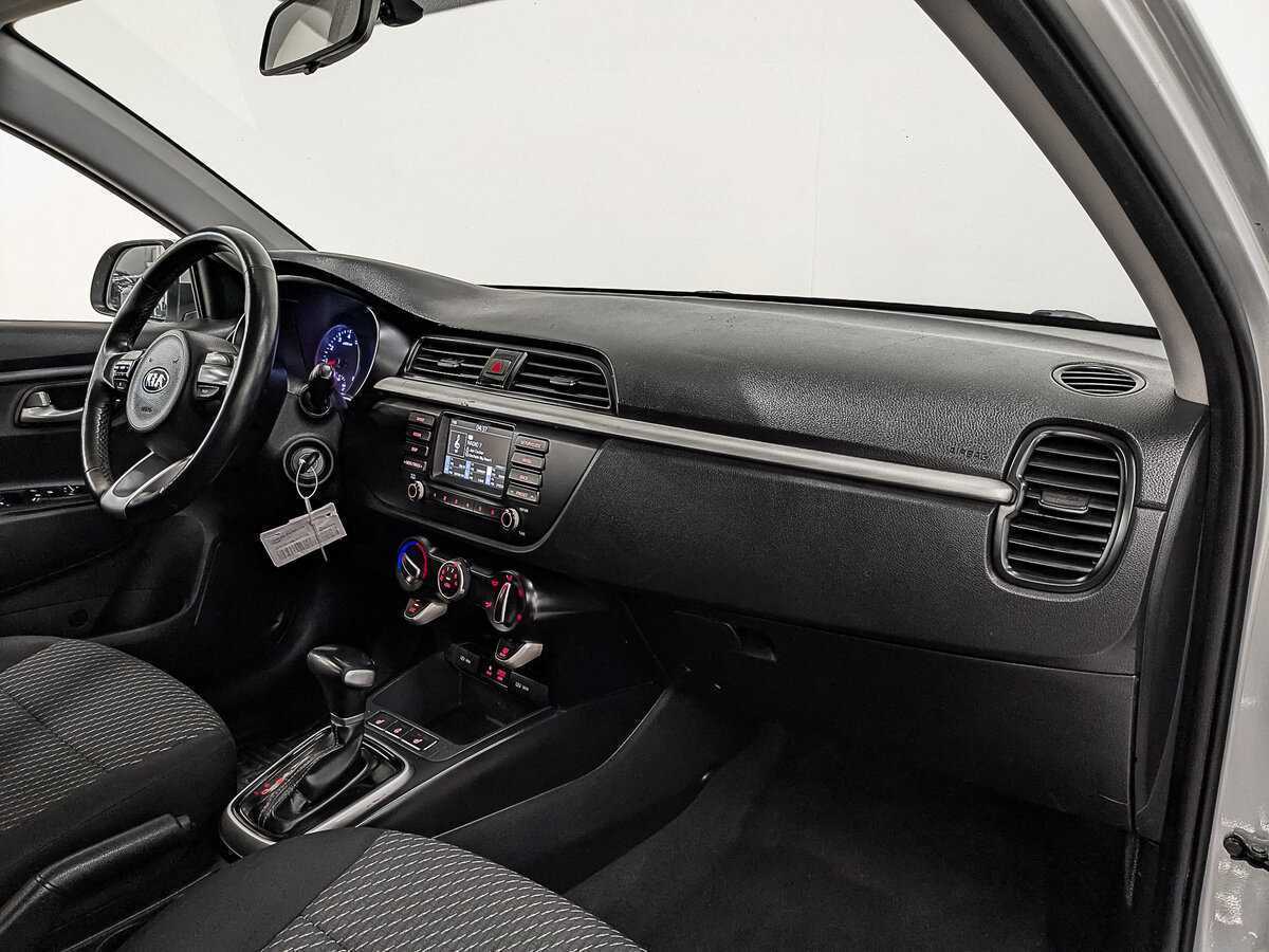 Kia Rio с пробегом — 2020 год. Фото: #12