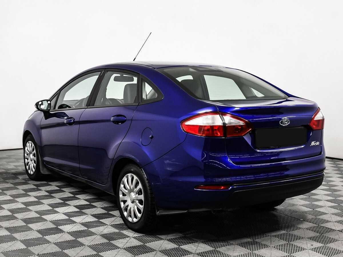 Ford Fiesta с пробегом — 2015 год. Фото: #6
