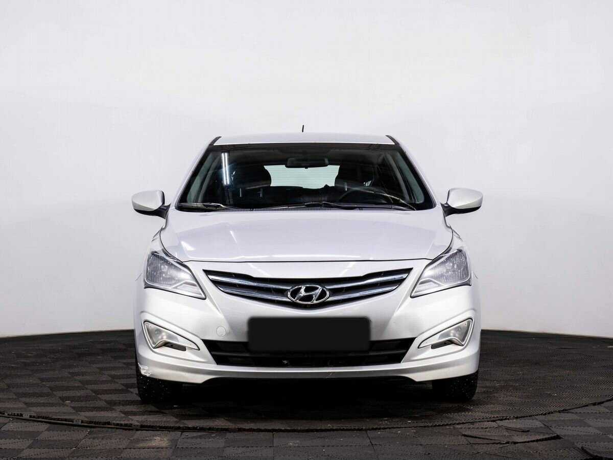 Hyundai Solaris с пробегом — 2016 год. Фото: #1