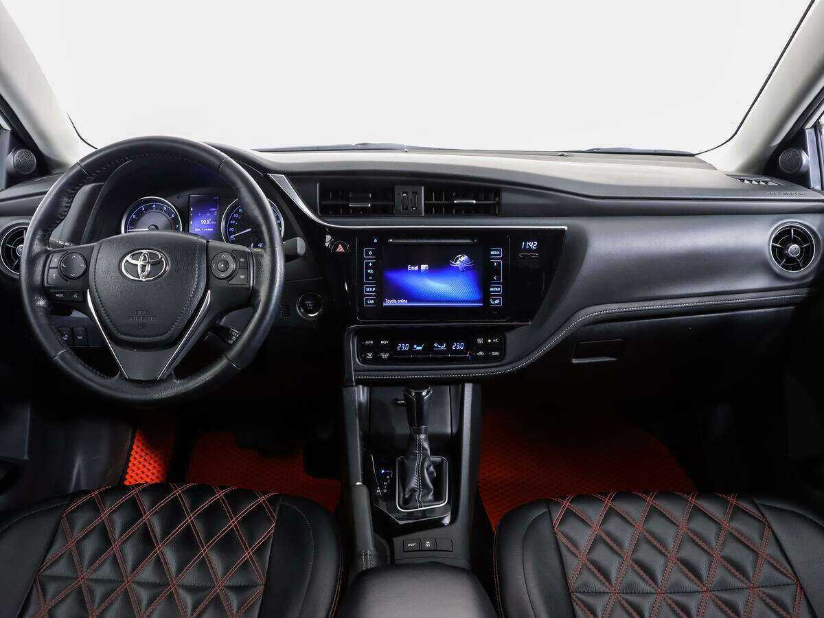 Toyota Corolla с пробегом — 2018 год. Фото: #9