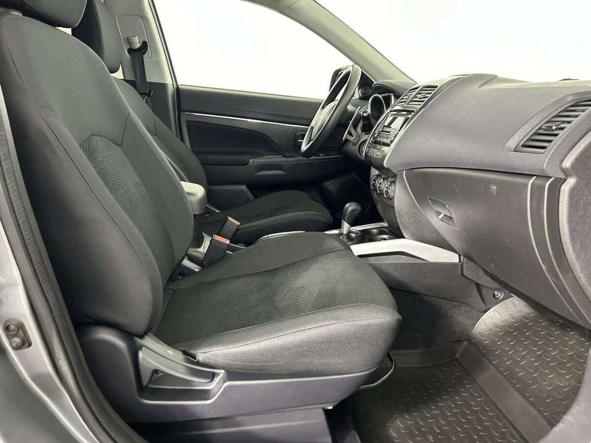 Mitsubishi ASX с пробегом — 2012 год. Фото: #13