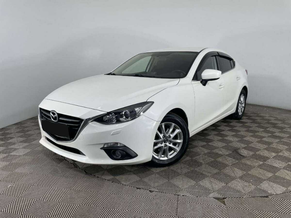 Mazda 3 с пробегом — 2014 год. Фото: #0