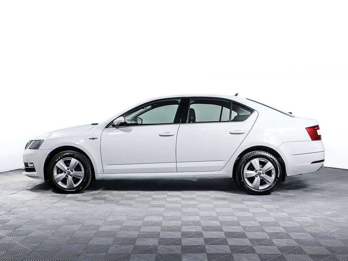 Skoda Octavia с пробегом — 2020 год. Фото: #6