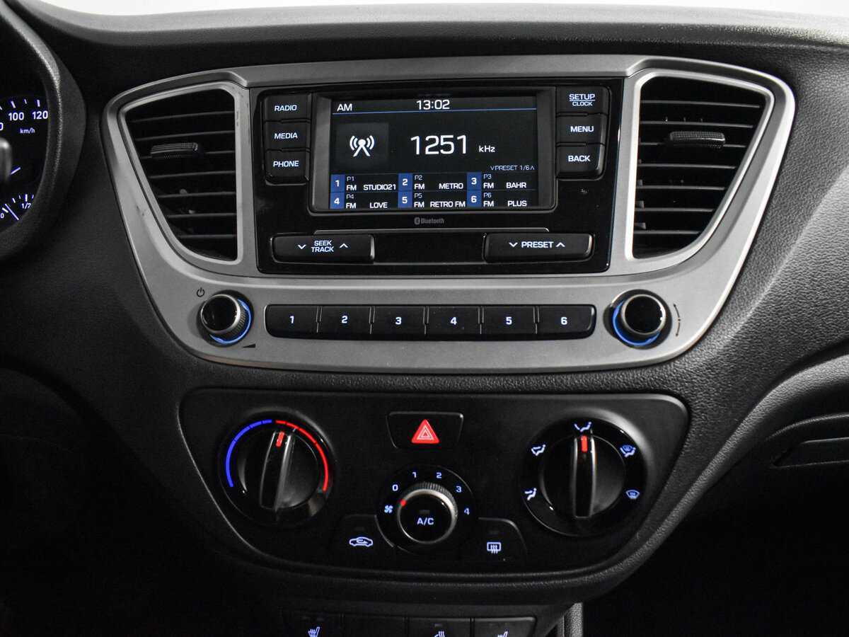 Hyundai Solaris с пробегом — 2019 год. Фото: #15