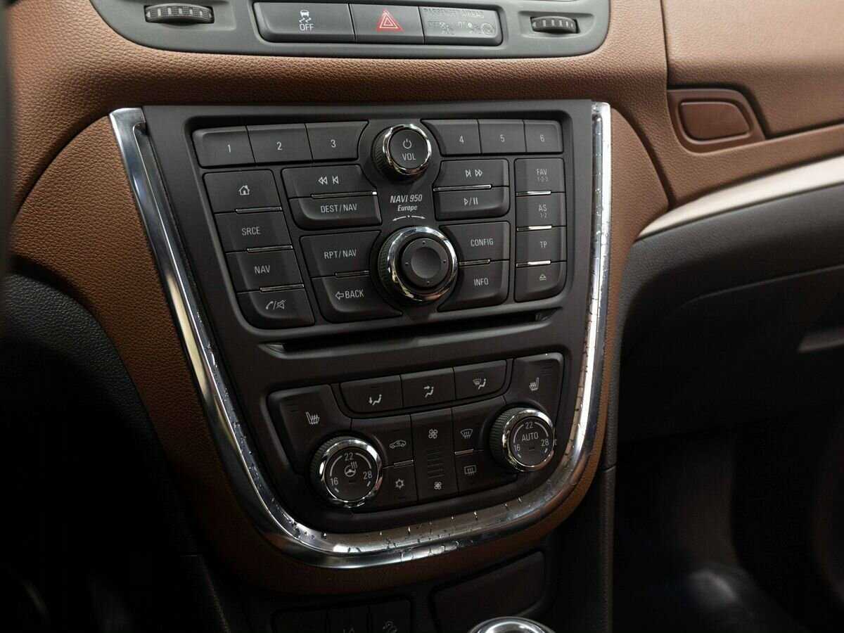 Opel Mokka с пробегом — 2014 год. Фото: #20