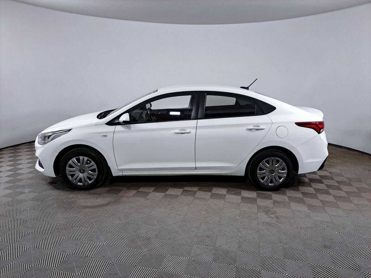 Hyundai Solaris с пробегом — 2017 год. Фото: #7