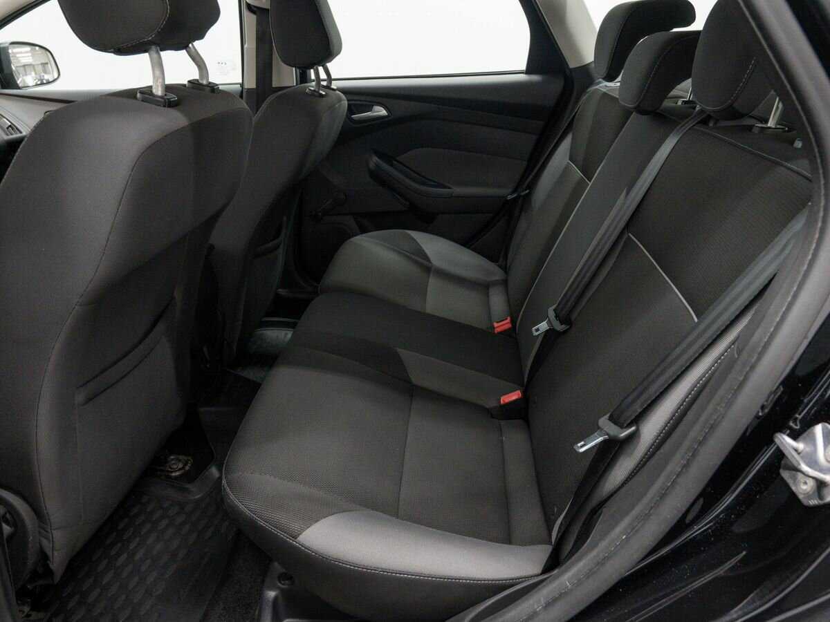 Ford Focus с пробегом — 2012 год. Фото: #11