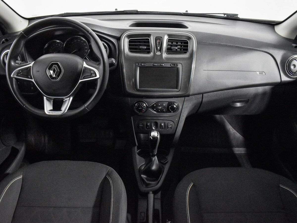Renault Sandero с пробегом — 2019 год. Фото: #31