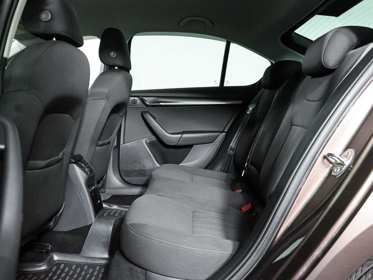 Skoda Octavia с пробегом — 2018 год. Фото: #9