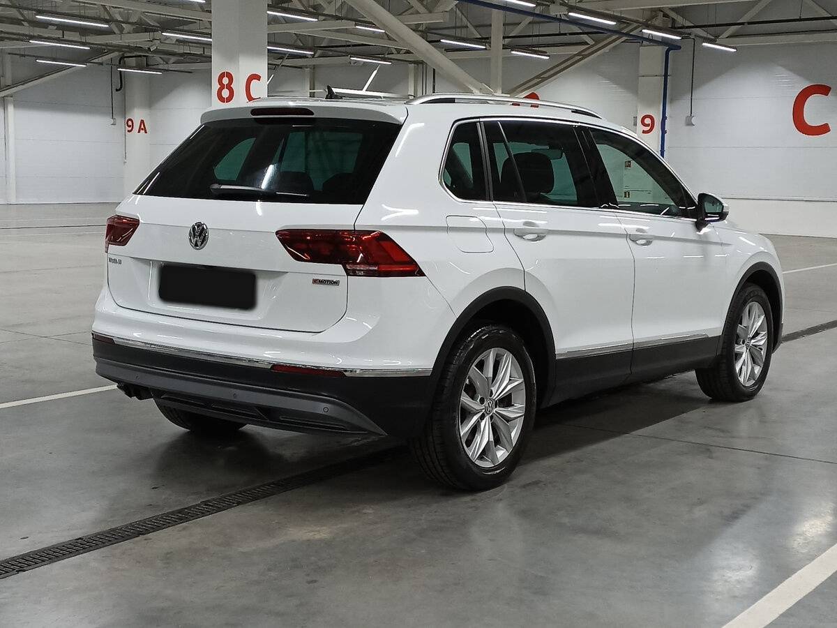 Volkswagen Tiguan с пробегом — 2018 год. Фото: #4