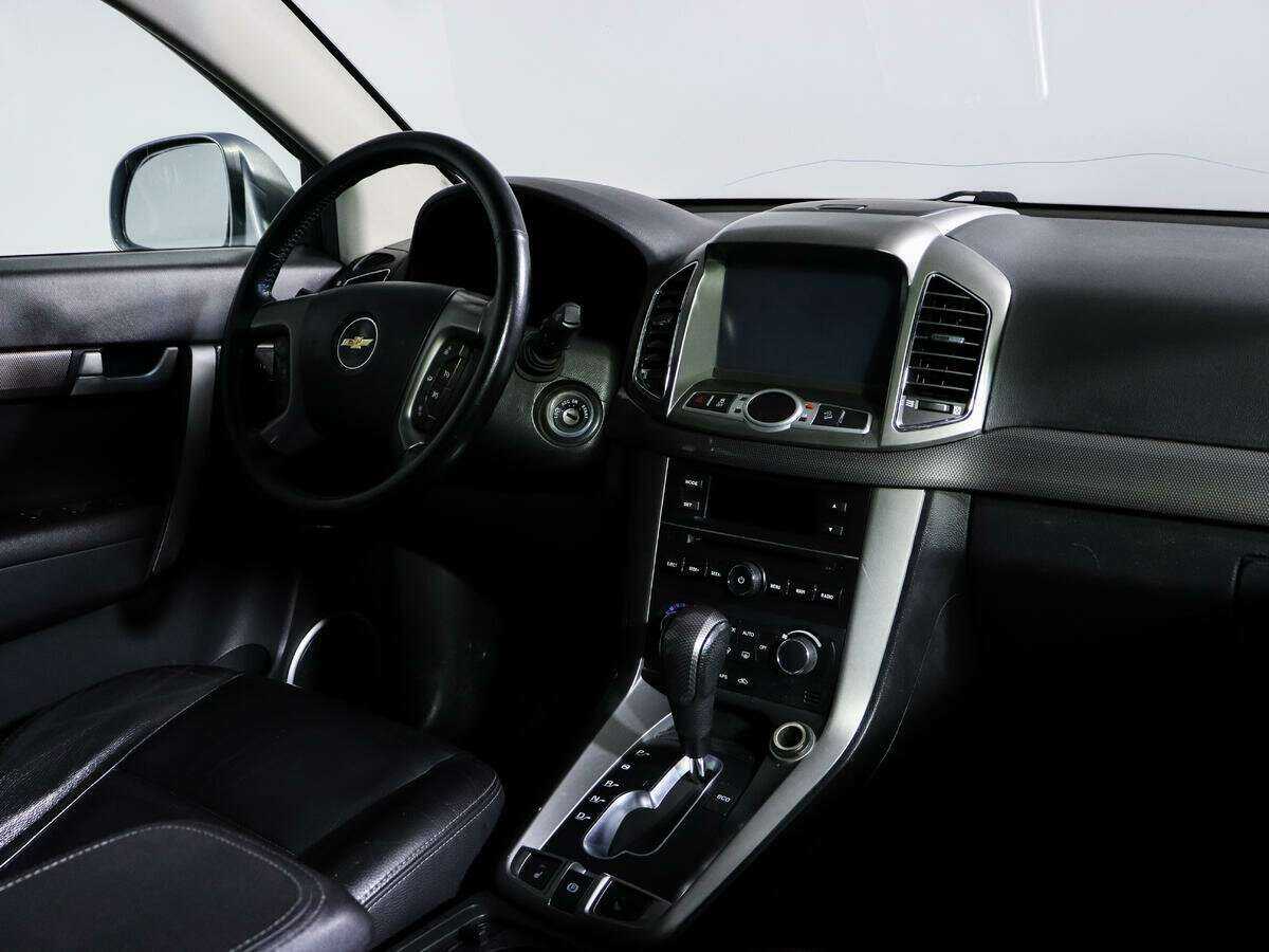 Chevrolet Captiva с пробегом — 2013 год. Фото: #6