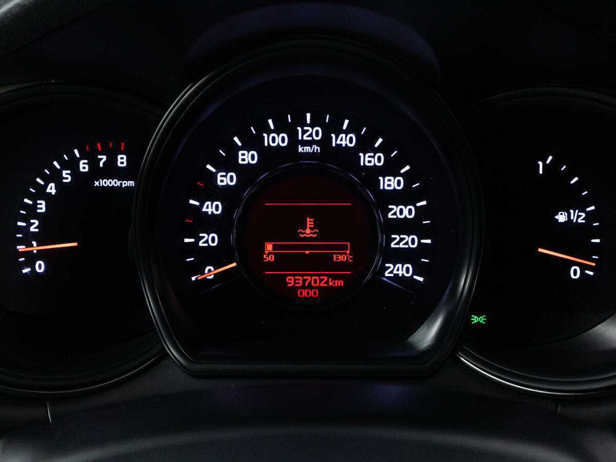 Kia Ceed с пробегом — 2013 год. Фото: #11