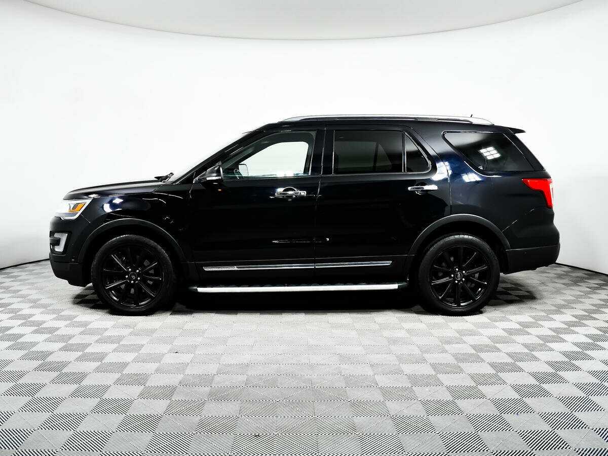 Ford Explorer с пробегом — 2016 год. Фото: #7