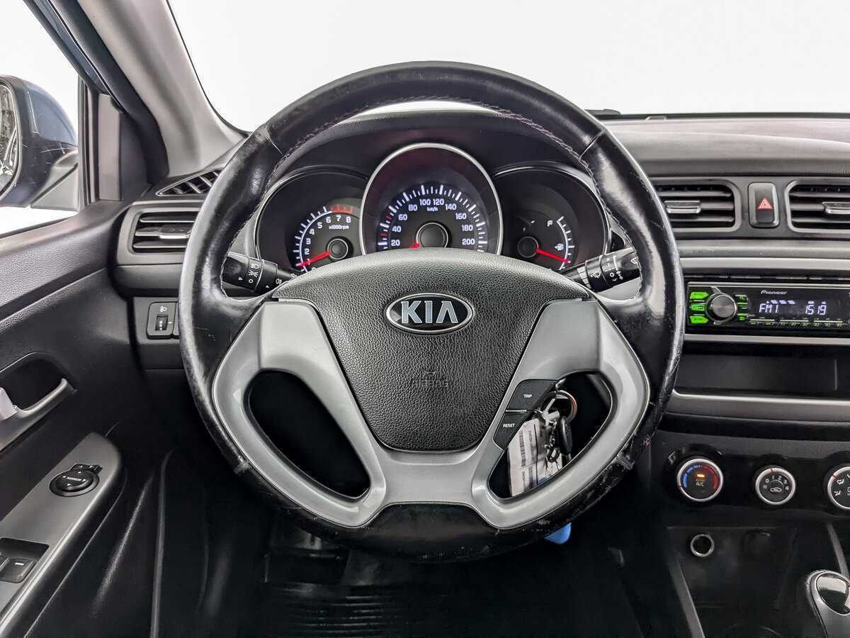 Kia Rio с пробегом — 2015 год. Фото: #16