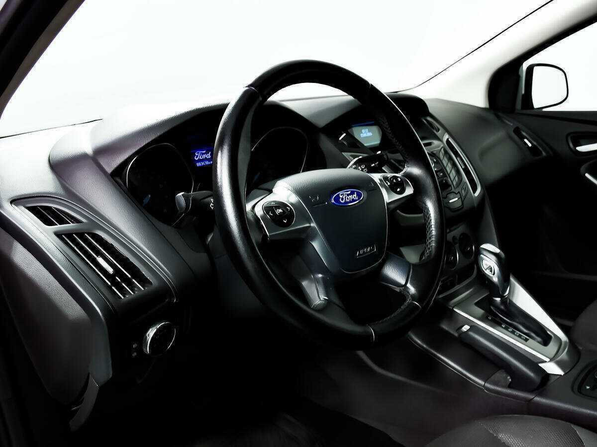 Ford Focus с пробегом — 2015 год. Фото: #12