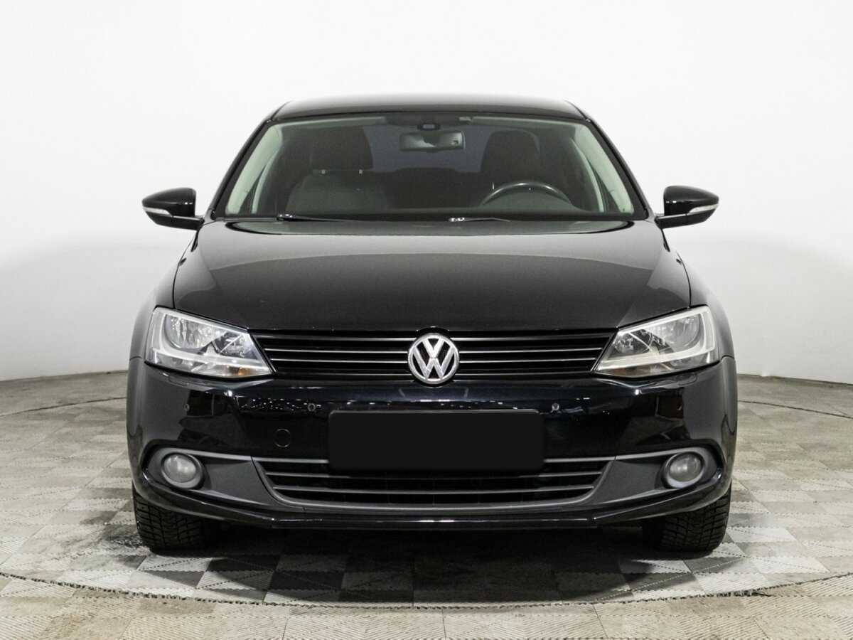 Volkswagen Jetta с пробегом — 2012 год. Фото: #1