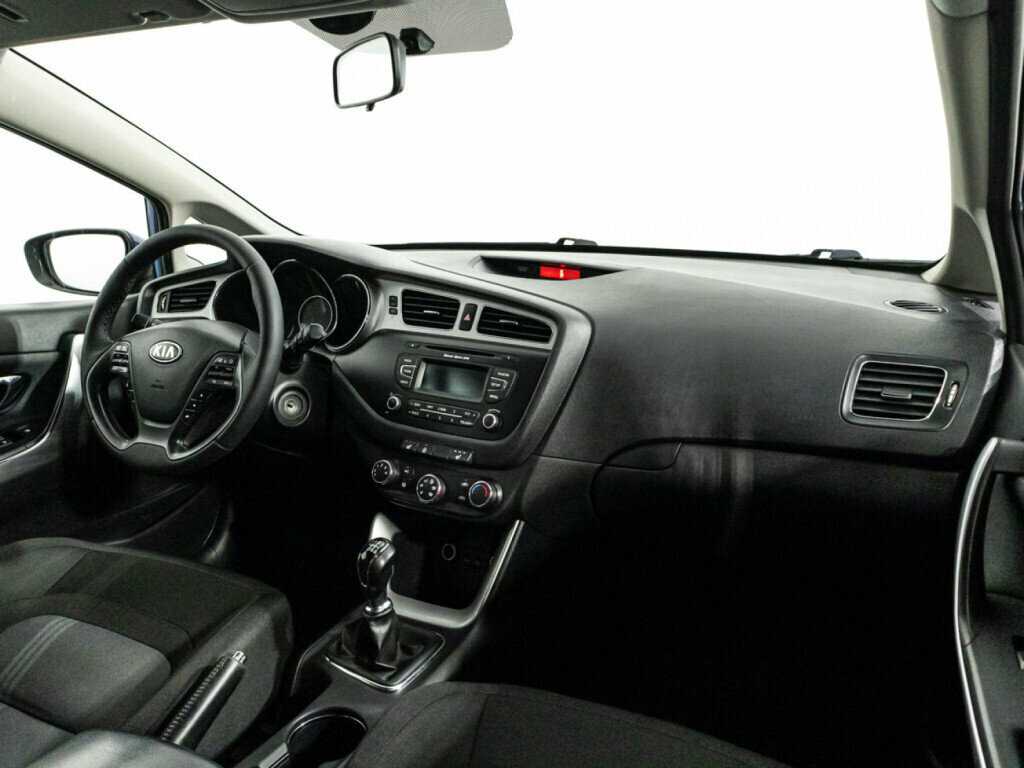 Kia Ceed с пробегом — 2014 год. Фото: #8