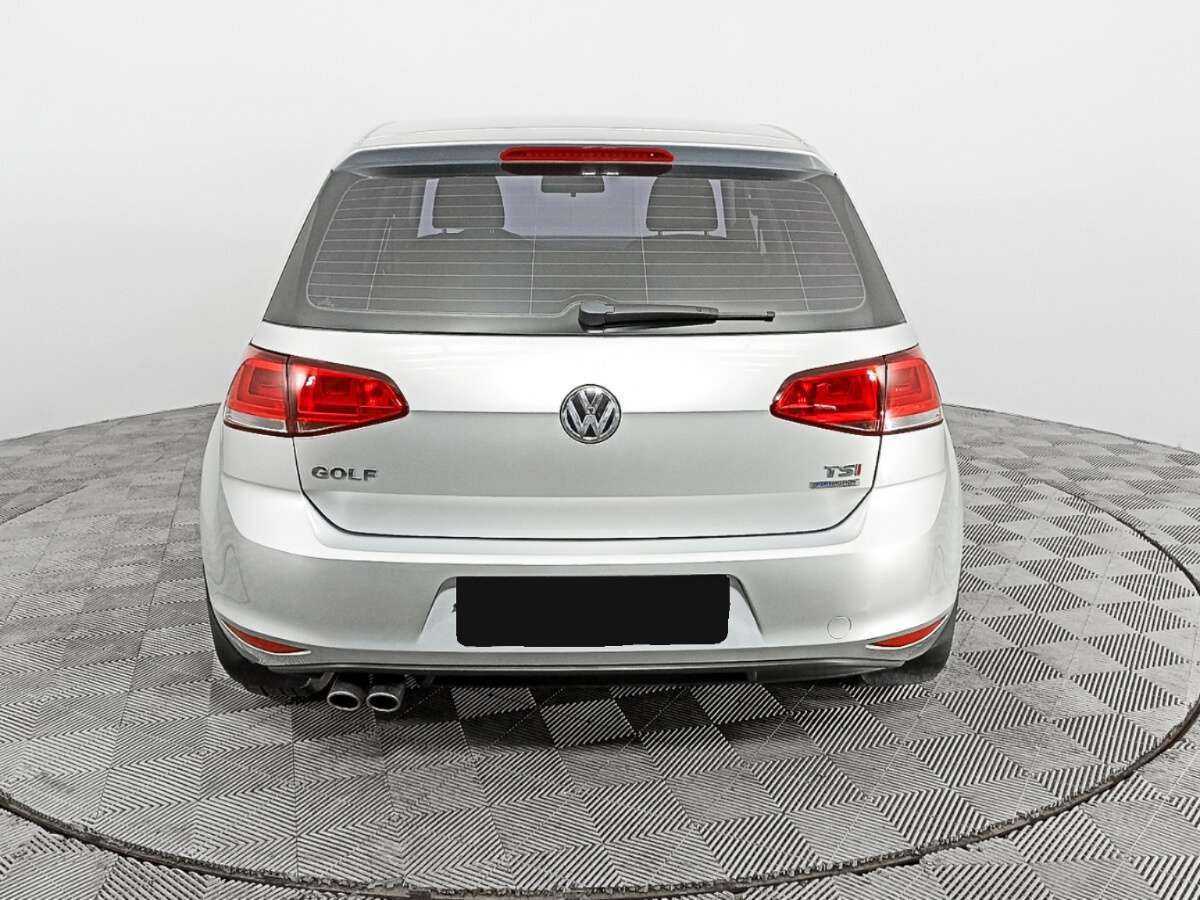 Volkswagen Golf с пробегом — 2013 год. Фото: #5