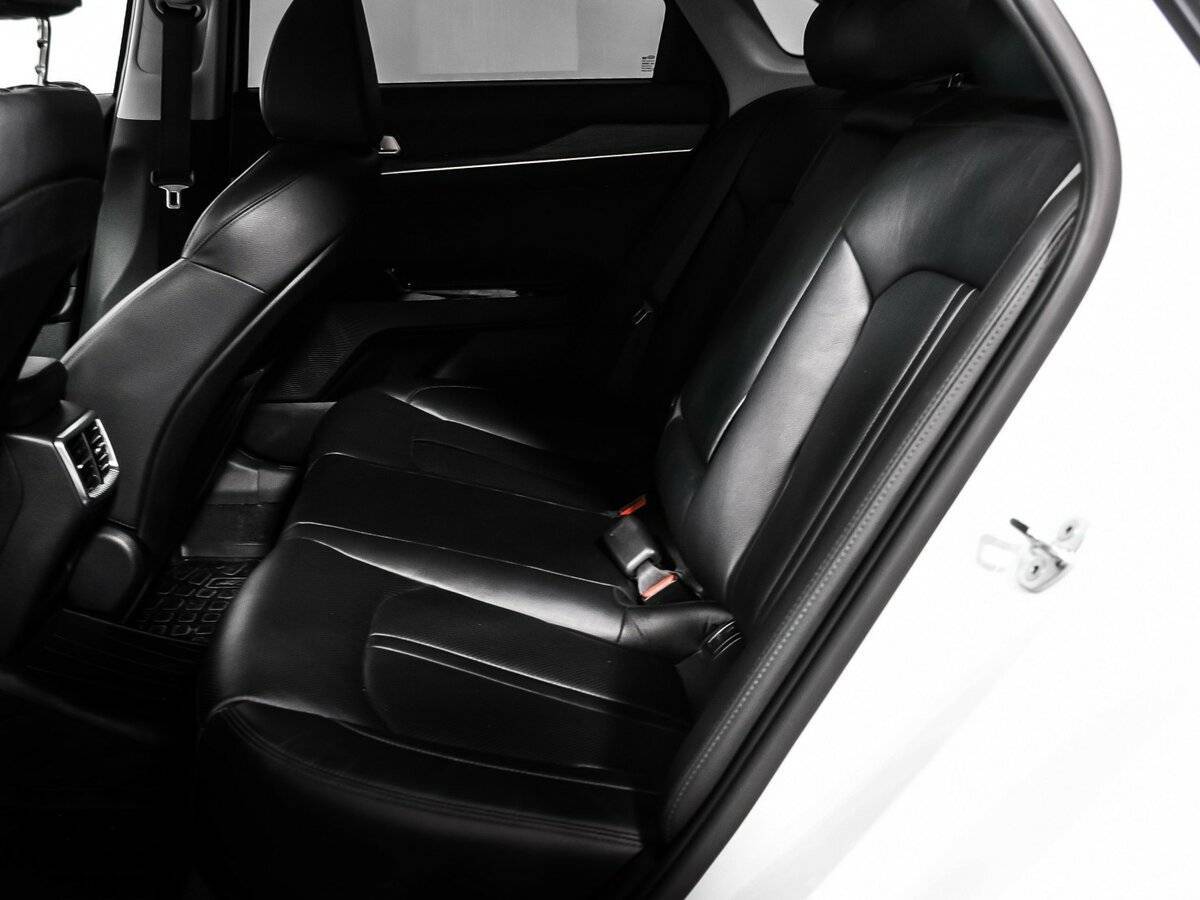 Kia K5 с пробегом — 2020 год. Фото: #12