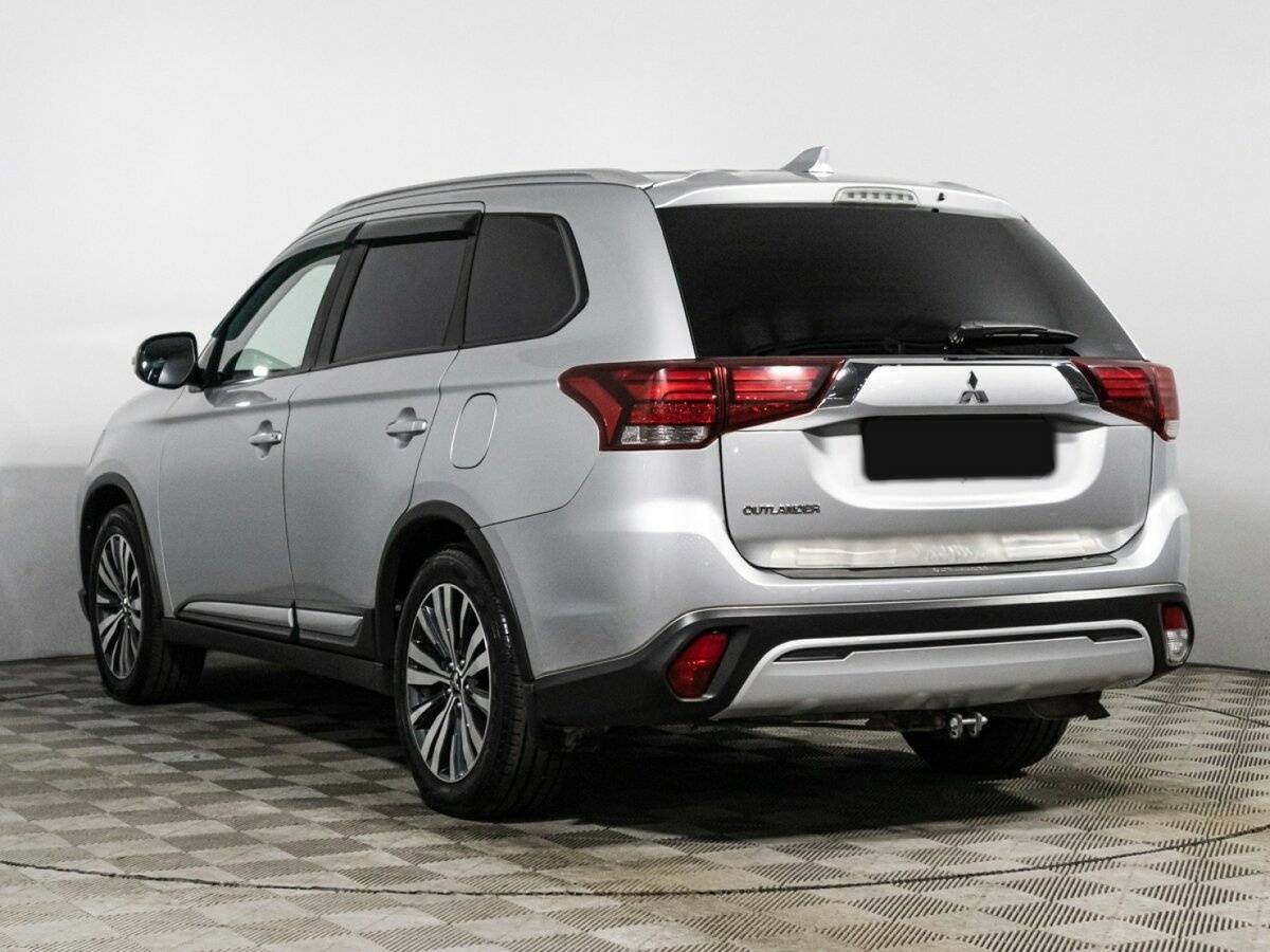 Mitsubishi Outlander с пробегом — 2020 год. Фото: #5