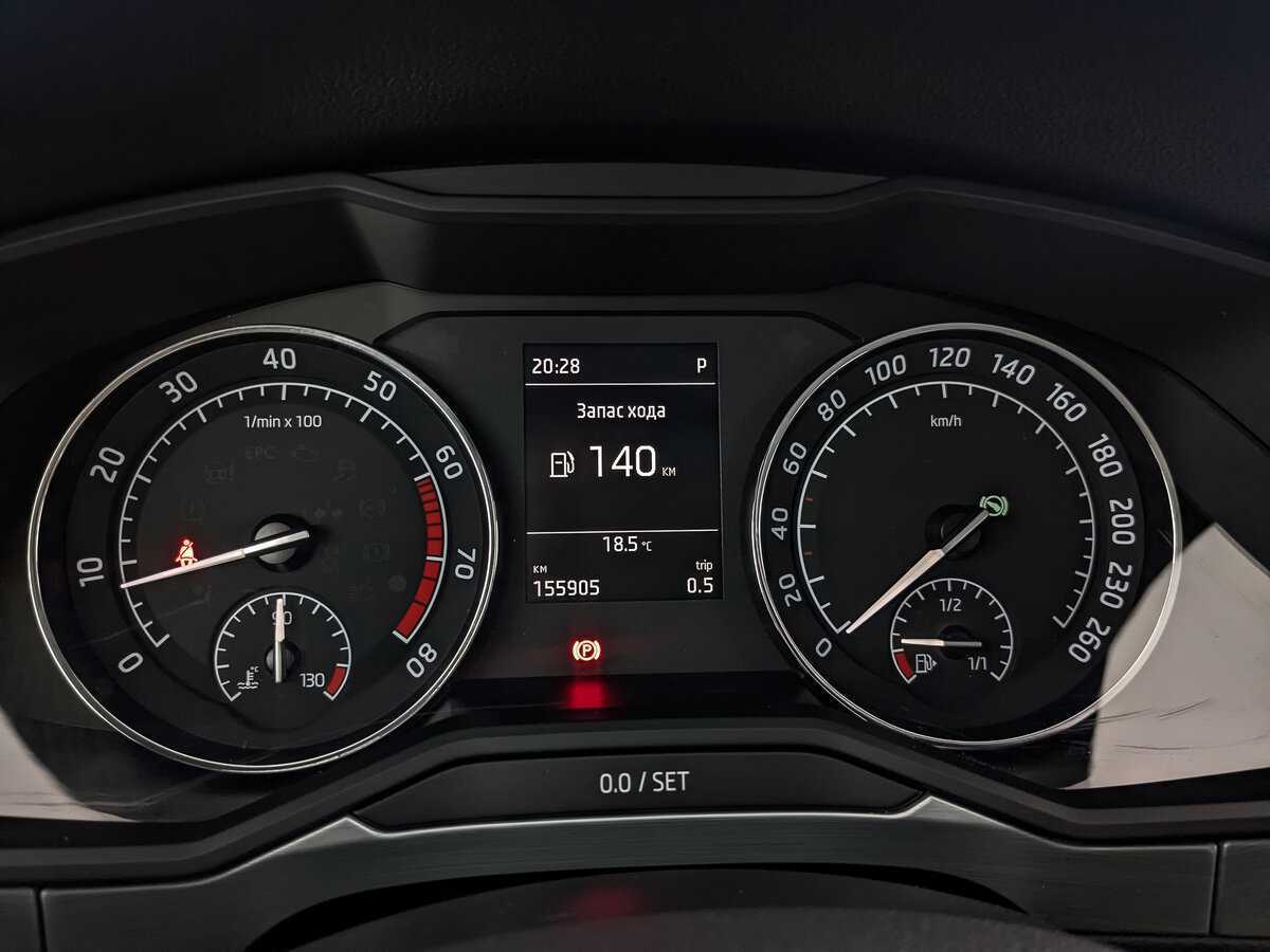 Skoda Superb с пробегом — 2019 год. Фото: #15