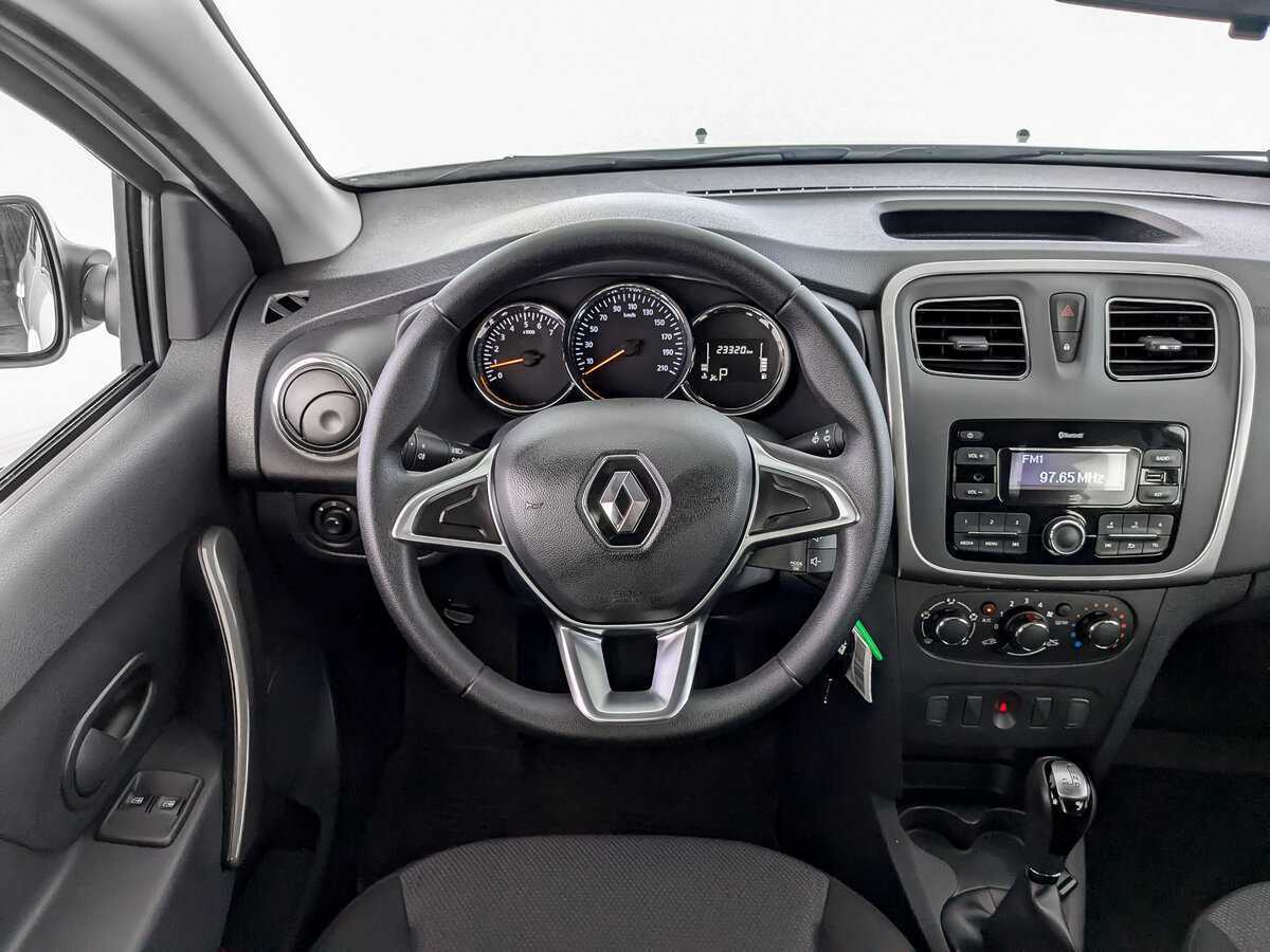 Renault Logan с пробегом — 2021 год. Фото: #16