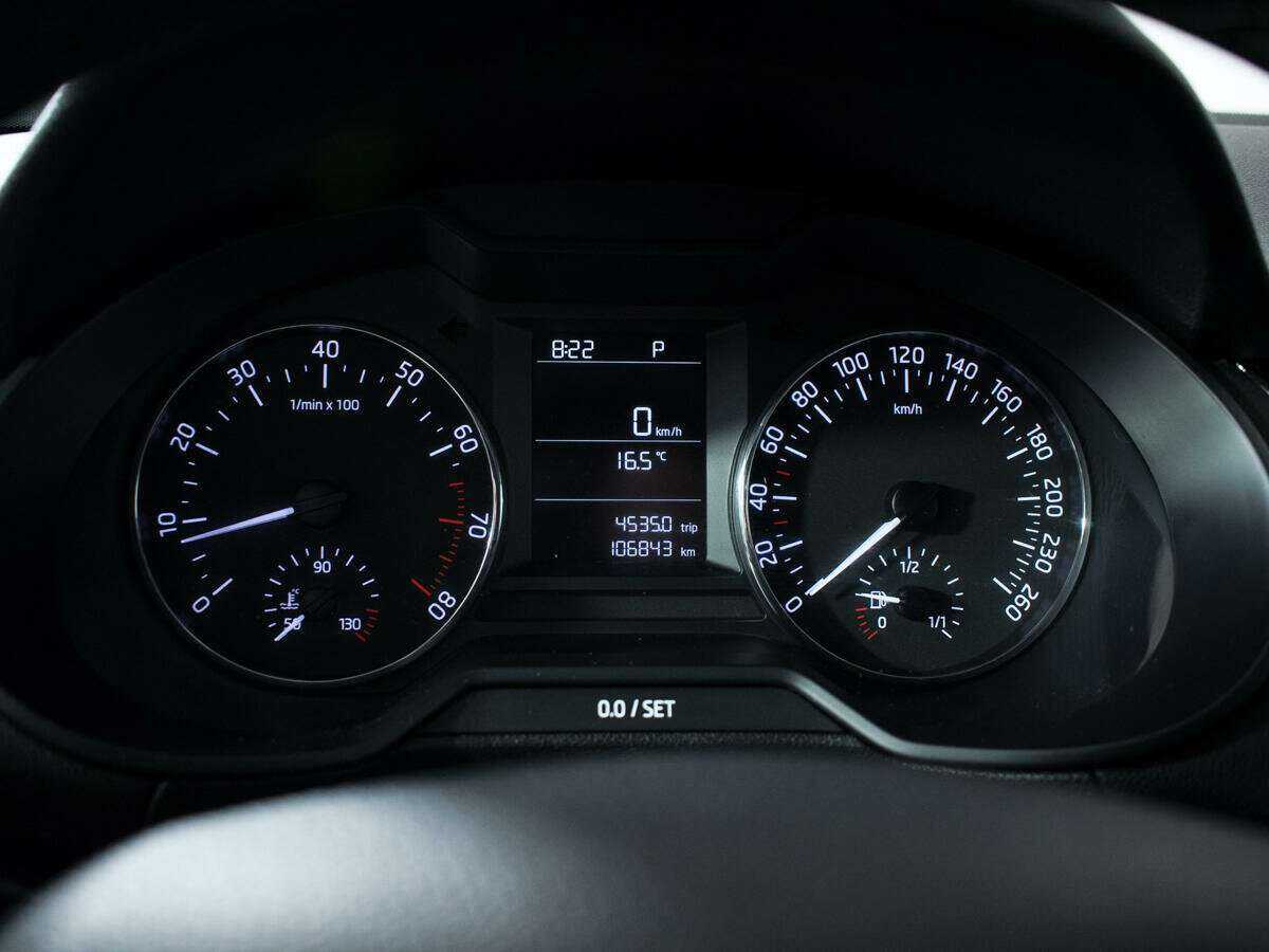 Skoda Octavia с пробегом — 2013 год. Фото: #10