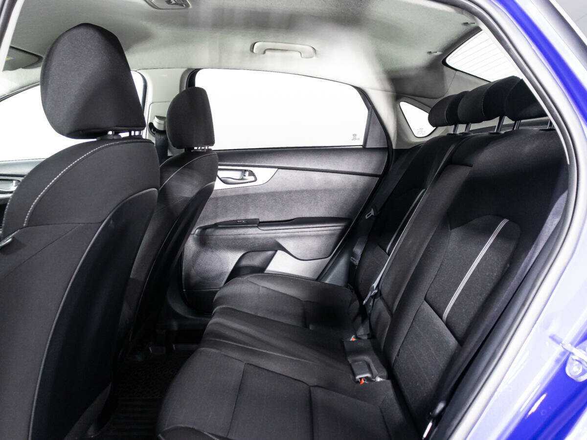 Kia Cerato с пробегом — 2021 год. Фото: #9