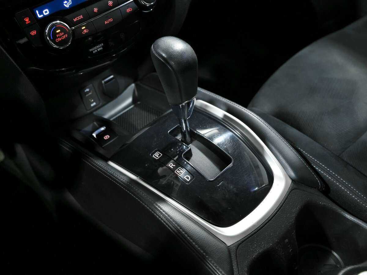 Nissan X-Trail с пробегом — 2015 год. Фото: #13