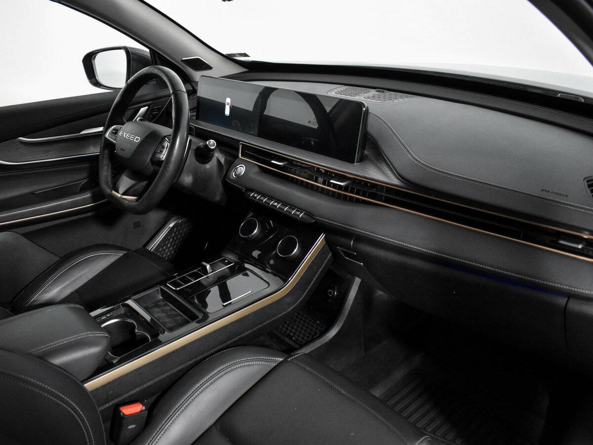 EXEED LX с пробегом — 2023 год. Фото: #19