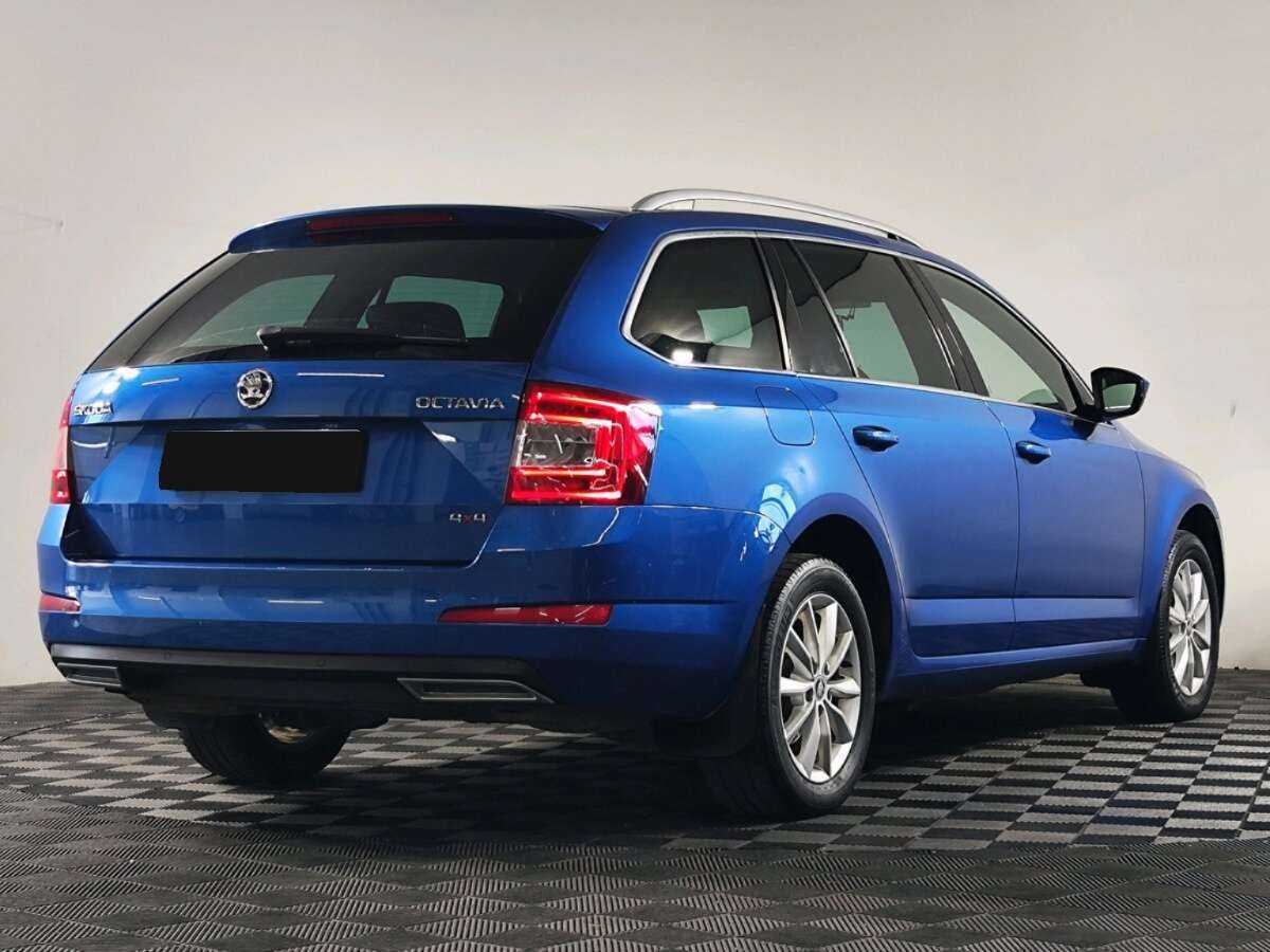 Skoda Octavia с пробегом — 2015 год. Фото: #3