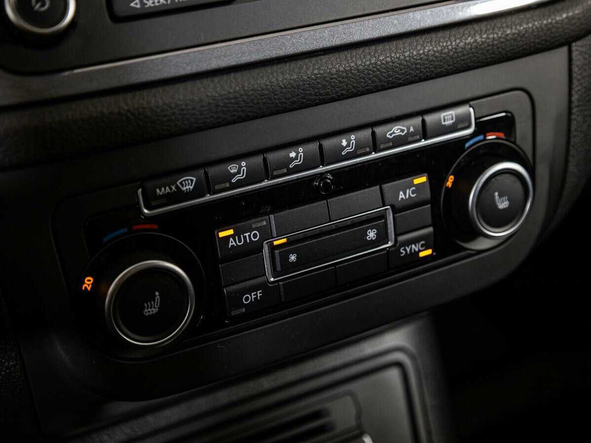 Volkswagen Tiguan с пробегом — 2012 год. Фото: #13
