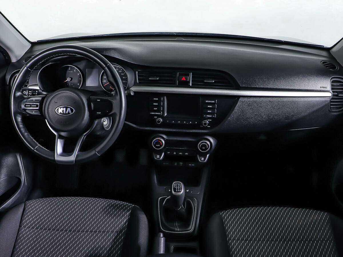 Kia Rio с пробегом — 2020 год. Фото: #10